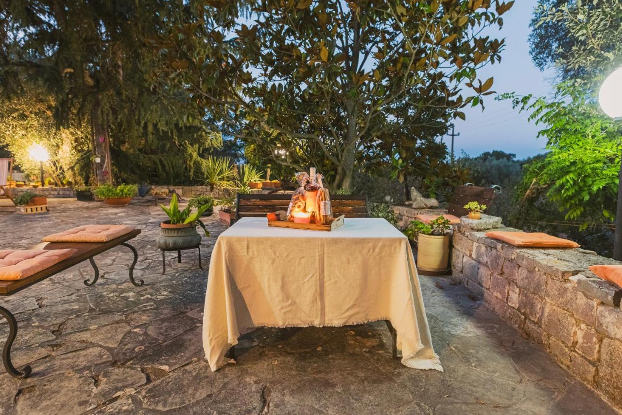 Trulli Country House Carla'S Secret Кастеллана-Гротте Экстерьер фото