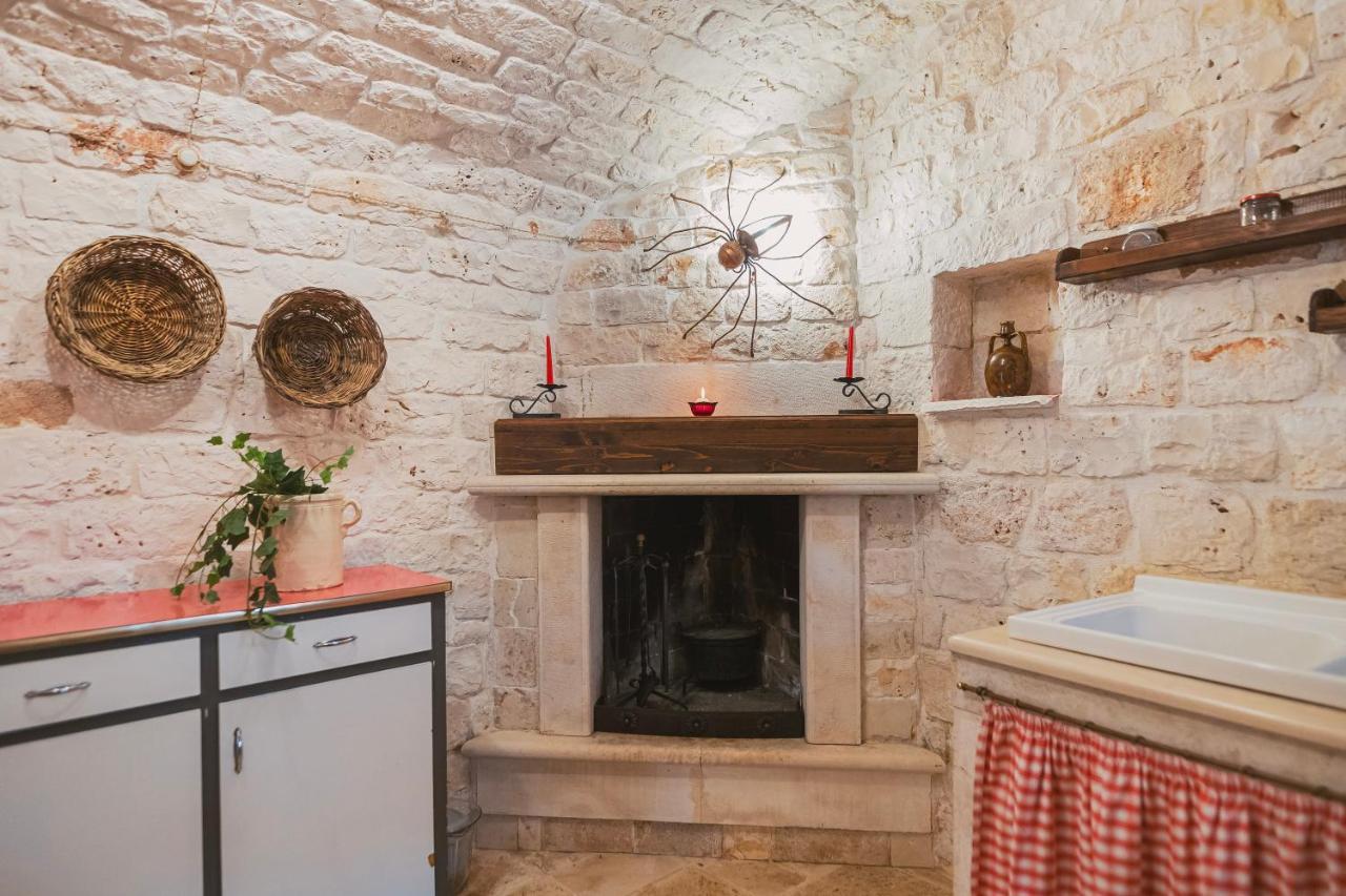 Trulli Country House Carla'S Secret Кастеллана-Гротте Экстерьер фото