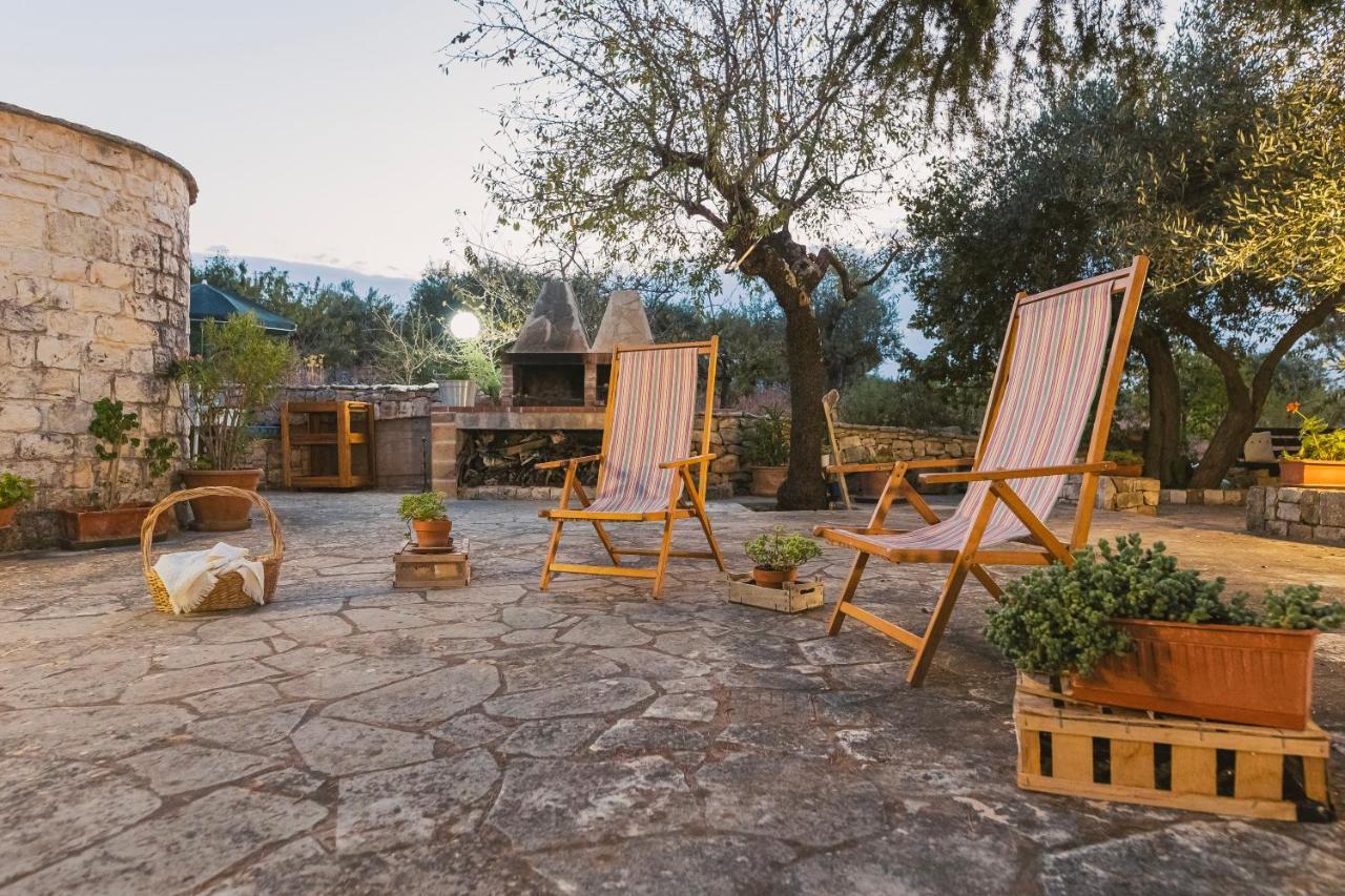 Trulli Country House Carla'S Secret Кастеллана-Гротте Экстерьер фото